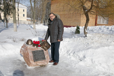 LAYING OF FLORAL TRIBUTES AT THE MEMORIAL SIGN IN HONOR OF THE 75th ANNIVERSARY OF THE VICTORY IN THE GREAT PATRIOTIC WAR