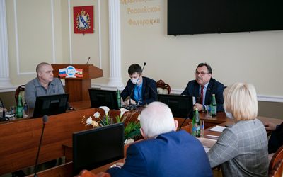 MEETING OF THE RECTOR OF KSMU V.A.LAZARENKO WITH HEADS OF CLINICAL DEPARTMENTS OF THE UNIVERSITY WITH PARTICIPATION OF THE CHIEF DOCTOR OF THE KURSK REGIONAL CLINICAL HOSPITAL V.D. LUTSENKO