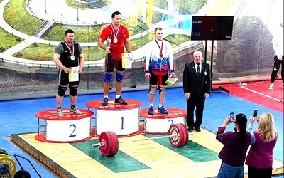 KSMU STUDENT – WINNER OF THE CENTRAL FEDERAL DISTRICT WEIGHTLIFTING CHAMPIONSHIP