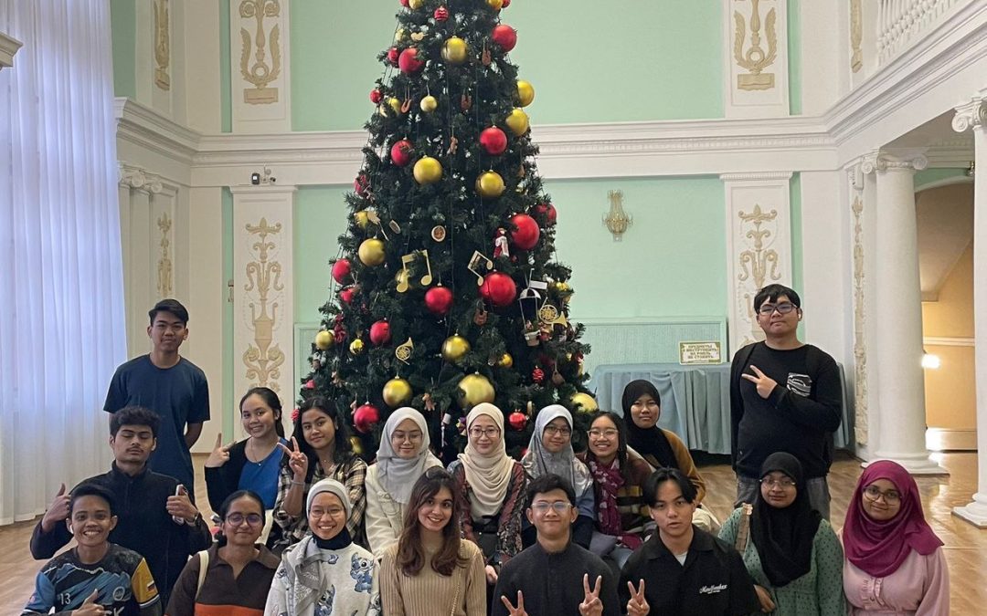 IMI KSMU STUDENTS CELEBRATE THE FIRST NEW YEAR IN RUSSIA